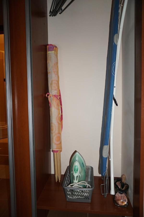 Apartament Sloneczny Wylotowa コウォブジェク エクステリア 写真